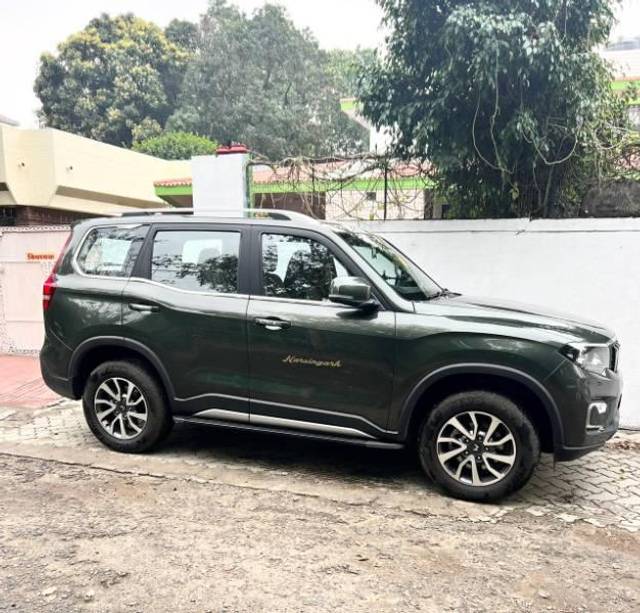 https://images10.gaadi.com/usedcar_image/3683766/original/processed_1d8ac459-0535-4240-8fd0-1f1a81f9be39.jpg?imwidth=6401