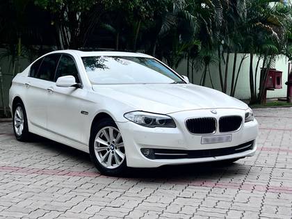 BMW 5 Series 520d Luxury Line BMW 5 Series 520d Luxury Line