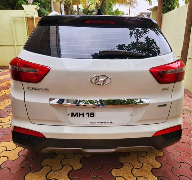 https://images10.gaadi.com/usedcar_image/3684029/original/processed_img2919626__used_car_2919626_1700721425.jpg?imwidth=6402