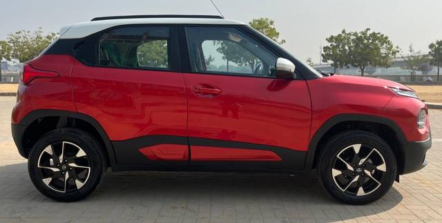 https://images10.gaadi.com/usedcar_image/3684030/original/processed_img2919627__usedcar_9_11461700720815_1700720895.jpg?imwidth=6401