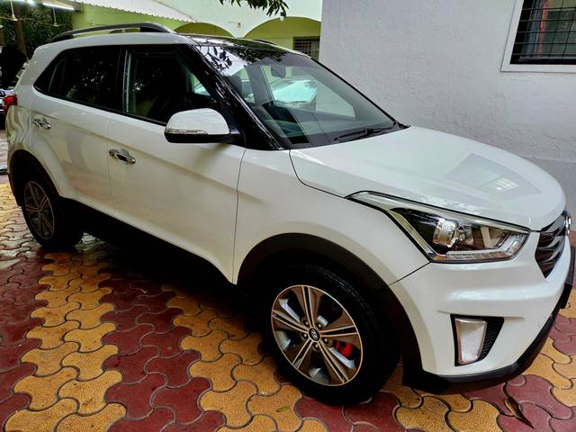https://images10.gaadi.com/usedcar_image/3684035/original/img2919629__used_car_2919629_1700721542.jpg?imwidth=6401
