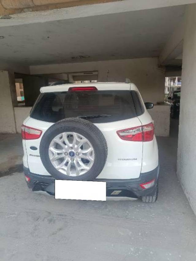 https://images10.gaadi.com/usedcar_image/3684042/original/processed_eded0519-fa6e-4da6-a0d8-f11ec45068d5.jpg?imwidth=6400