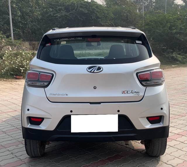 https://images10.gaadi.com/usedcar_image/3684102/original/processed_img2919663__used_car_2919663_1700723509.jpg?imwidth=6402