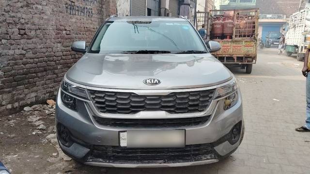 https://images10.gaadi.com/usedcar_image/3684153/original/16__VCC_1819270_94_1700117151.jpg?imwidth=6400