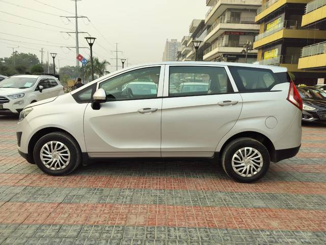 https://images10.gaadi.com/usedcar_image/3684186/original/processed_img2919706__usedcar_whatsappimage2023_11_21at42241pm_9__2919706_1700728133.jpeg?imwidth=6402