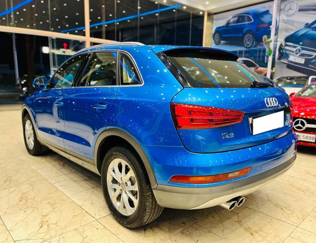 https://images10.gaadi.com/usedcar_image/3684234/original/processed_img2919725__used_car_2919725_1700727690.jpg?imwidth=6401