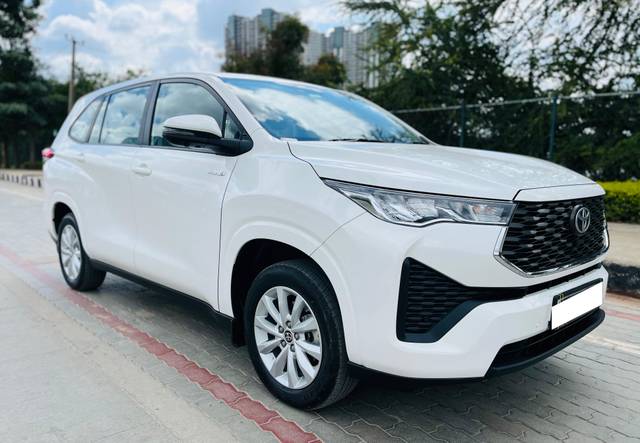 https://images10.gaadi.com/usedcar_image/3684312/original/processed_img2919765__used_car_2919765_1700729866.jpg?imwidth=6400