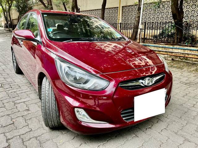 https://images10.gaadi.com/usedcar_image/3684366/original/processed_img2919788__used_car_2919788_1700731652.jpg?imwidth=6400