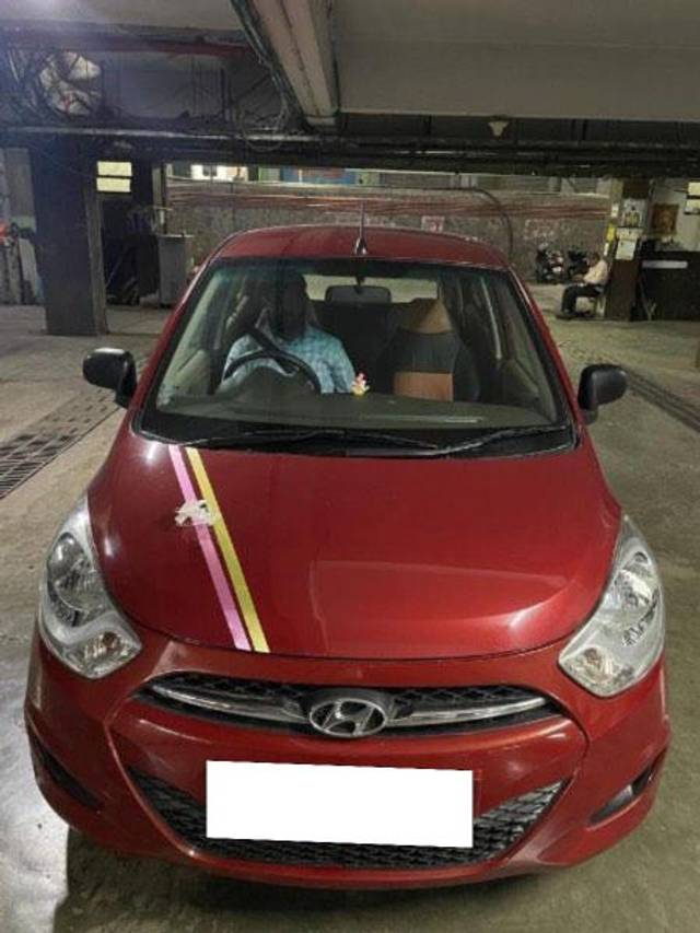 https://images10.gaadi.com/usedcar_image/3684403/original/processed_cc88889a-6cc7-4a0d-acda-9b5148ee1536.jpeg?imwidth=6401