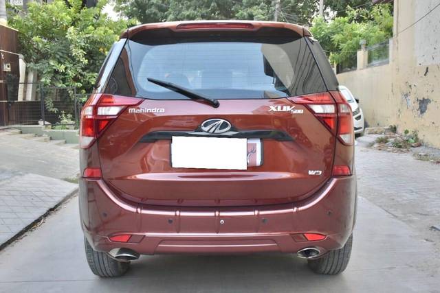 https://images10.gaadi.com/usedcar_image/3684470/original/processed_img2919839__used_car_2919839_1700735027.jpg?imwidth=6402