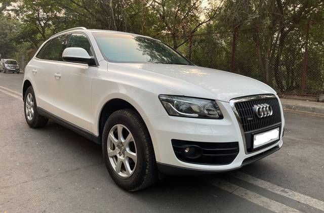 https://images10.gaadi.com/usedcar_image/3684471/original/img2919840__usedcar_audiq524971_2919840_1700735249.jpg?imwidth=6400