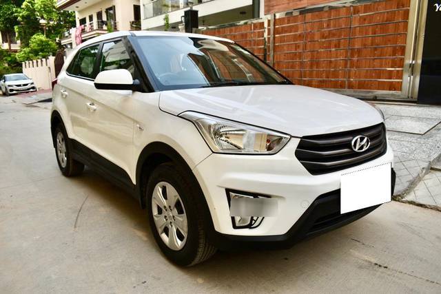https://images10.gaadi.com/usedcar_image/3684473/original/processed_img2919842__used_car_2919842_1700735248.jpg?imwidth=6400