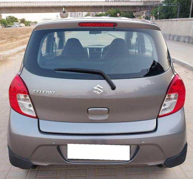 https://images10.gaadi.com/usedcar_image/3684544/original/processed_img2919911__usedcar_img_20231012_wa0032_2919911_1700735605.jpg?imwidth=6402