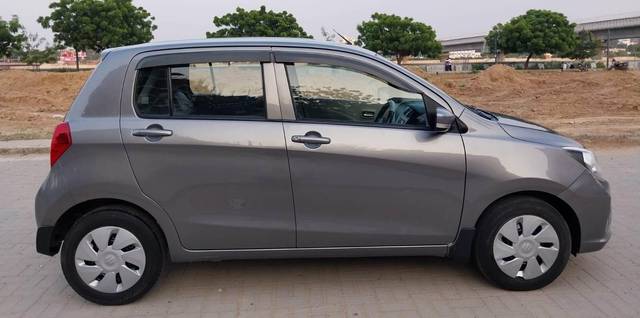 https://images10.gaadi.com/usedcar_image/3684544/original/processed_img2919911__usedcar_img_20231012_wa0037_2919911_1700735605.jpg?imwidth=6401