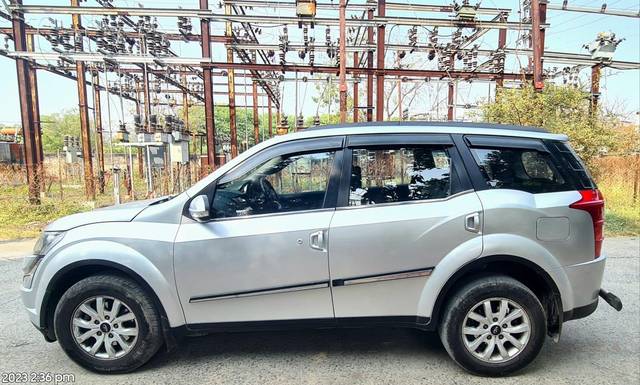 https://images10.gaadi.com/usedcar_image/3684553/original/processed_img2919917__used_car_2919917_1700735799.jpg?imwidth=6402