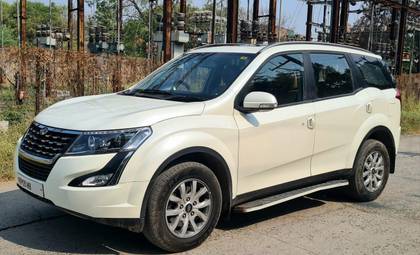 Mahindra XUV500 W9 Mahindra XUV500 W9