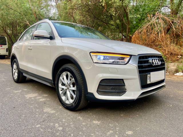 https://images10.gaadi.com/usedcar_image/3684593/original/processed_img2919941__used_car_2919941_1700737099.jpg?imwidth=6400