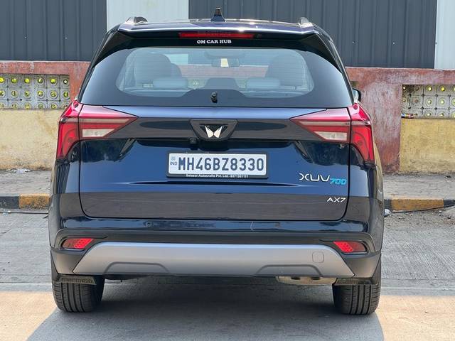 https://images10.gaadi.com/usedcar_image/3684635/original/processed_img2919962__used_car_2919962_1700738849.jpg?imwidth=6402