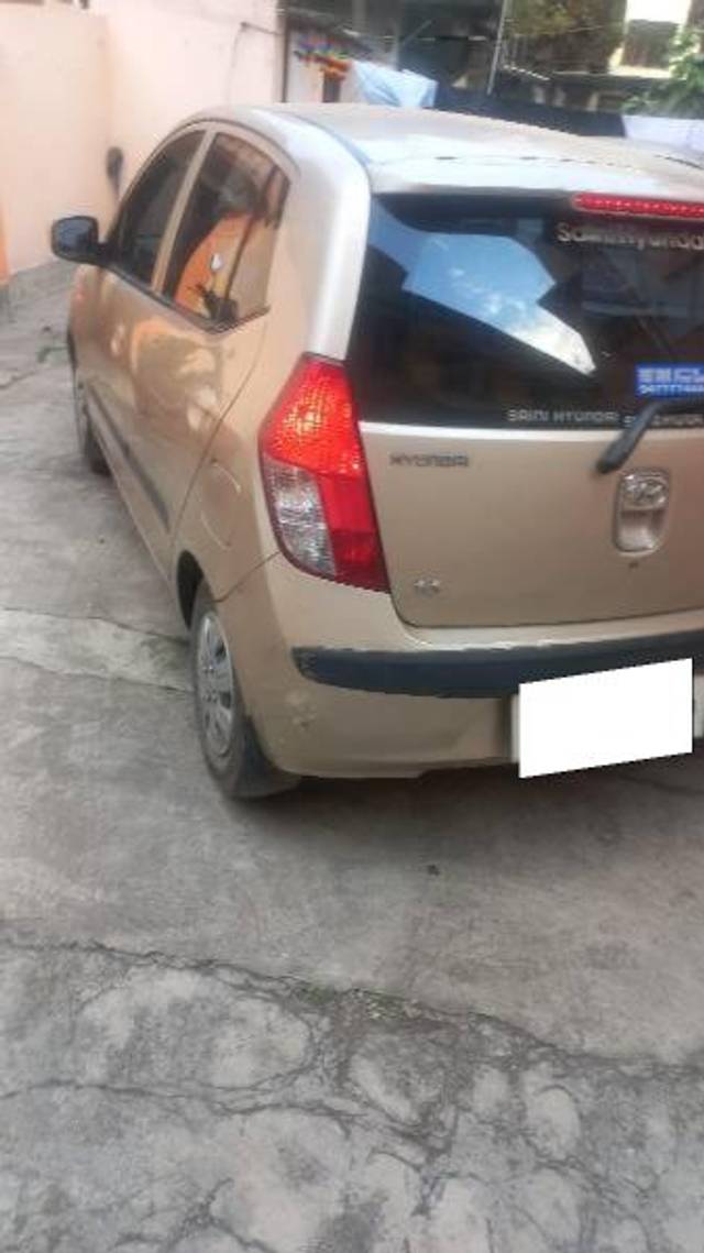 https://images10.gaadi.com/usedcar_image/3684638/original/processed_2085fe5d-bb8f-418b-8648-2eaacf7d6dd7.jpg?imwidth=6401