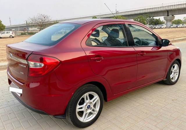 https://images10.gaadi.com/usedcar_image/3684678/original/processed_img2919993__usedcar_img_20231102_wa0028_7201700739940_1700739947.jpg?imwidth=6402