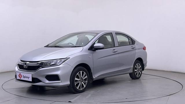 https://images10.gaadi.com/usedcar_image/3684831/original/JezLunfSSby4uIqqFHHJdA__file.JPG?imwidth=6400