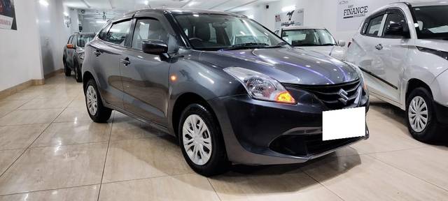 https://images10.gaadi.com/usedcar_image/3685082/original/processed_img2920308__used_car_2920308_1700746275.jpg?imwidth=6400