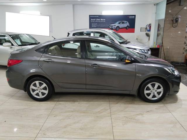 https://images10.gaadi.com/usedcar_image/3685095/original/processed_img2920320__used_car_2920320_1700746468.jpg?imwidth=6401