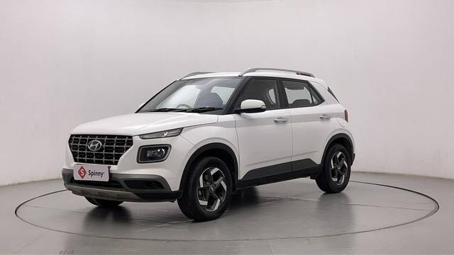 https://images10.gaadi.com/usedcar_image/3685180/original/jBAx6uf8SzuLEUWzA7gwGw__file.JPG?imwidth=6400