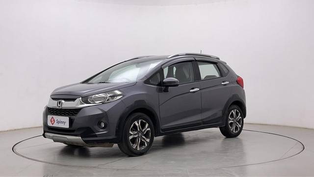 https://images10.gaadi.com/usedcar_image/3685242/original/80JfsD6xR1OHqX0LTI5i6Q__file.JPG?imwidth=6400