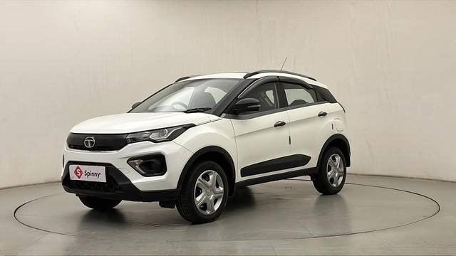 https://images10.gaadi.com/usedcar_image/3685294/original/uCczTqmSQrq0UAwt7MG3Xg__file.JPG?imwidth=6400