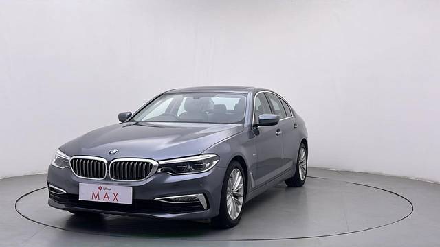 https://images10.gaadi.com/usedcar_image/3685403/original/FvjT2OfFTE6mpnzP6uKqEg__file.JPG?imwidth=6400