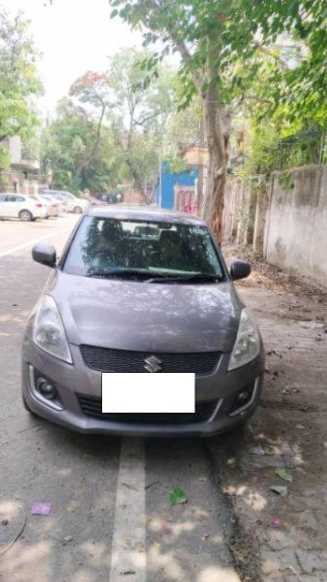 https://images10.gaadi.com/usedcar_image/3685460/original/processed_30d6ea86-1ec0-41b5-b00d-efbfb48e1e81.jpg?imwidth=6400