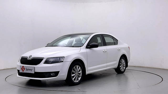 https://images10.gaadi.com/usedcar_image/3685596/original/lYf8pSVuSmCcpMonF_1ZzA__file?imwidth=6400