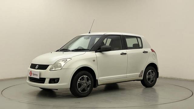 https://images10.gaadi.com/usedcar_image/3685606/original/1Odbg9EvSZOxAAgbKaCRjg__file.JPG?imwidth=6400