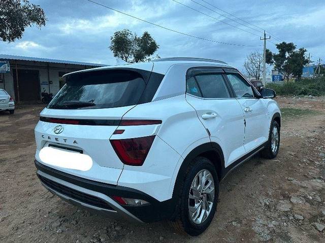 https://images10.gaadi.com/usedcar_image/3685766/original/processed_60ea6416-5906-4740-9cc7-0f7ff0372fa3.jpeg?imwidth=6402