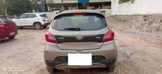 https://images10.gaadi.com/usedcar_image/3685878/original/processed_92fbcf03-1e60-423d-a145-ae966a8f2e6a.jpg?imwidth=6401
