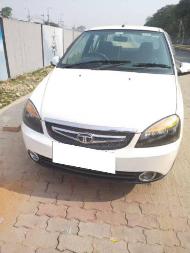 https://images10.gaadi.com/usedcar_image/3685904/original/processed_beb3c0fb-8d63-4c8e-9a9b-51d9f8b23757.jpg?imwidth=6400