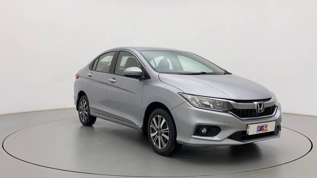 https://images10.gaadi.com/usedcar_image/3685934/original/f1feb9aa-b09d-4cad-951b-0e33993d73a0__43.jpg?imwidth=6400