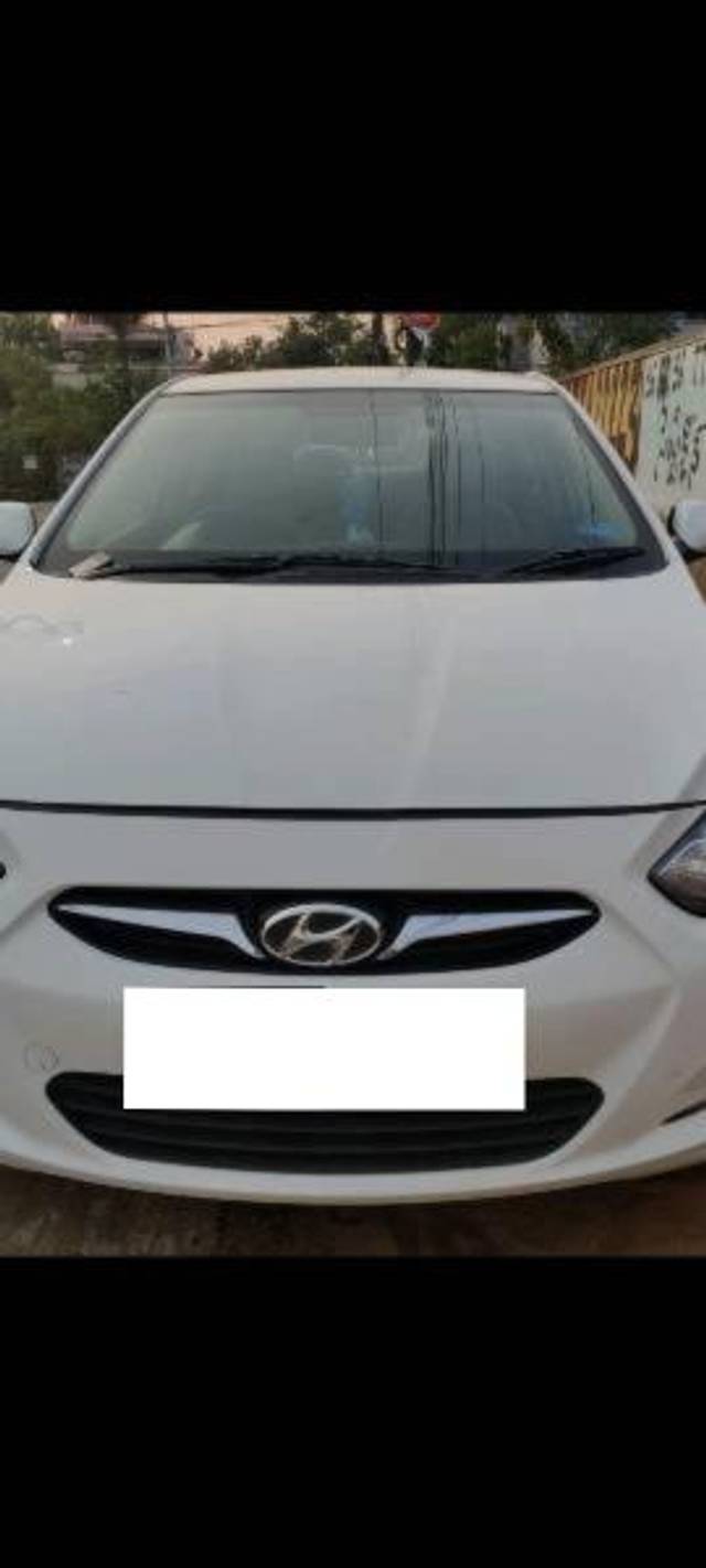 https://images10.gaadi.com/usedcar_image/3685967/original/processed_99de754f-1cc9-4adc-80b4-959d7f548dd3.jpg?imwidth=6400
