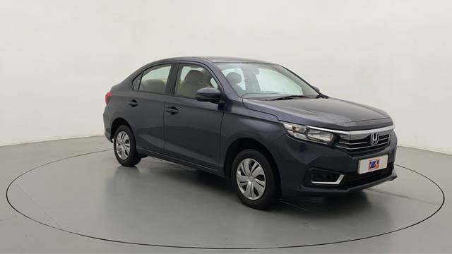 https://images10.gaadi.com/usedcar_image/3686026/original/c05f85be-320f-4822-b85e-12f0502167c0__43.jpg?imwidth=6400