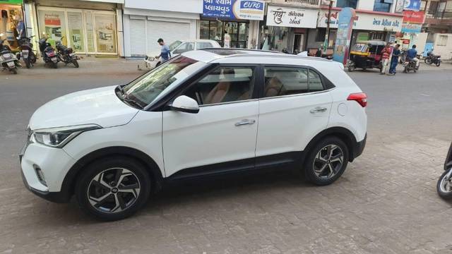 https://images10.gaadi.com/usedcar_image/3686040/original/processed_a5491189-0151-44ae-a83a-a64b3d9d45db.jpg?imwidth=6400