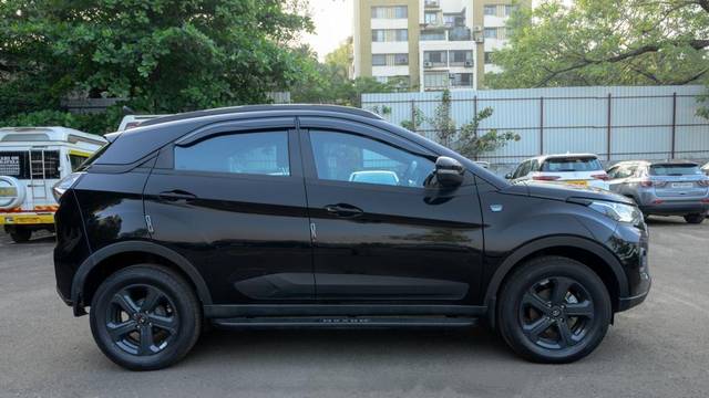 https://images10.gaadi.com/usedcar_image/3686186/original/processed_img2920950__usedcar_img_20231201_wa0005_2920950_1701412910.jpg?imwidth=6401