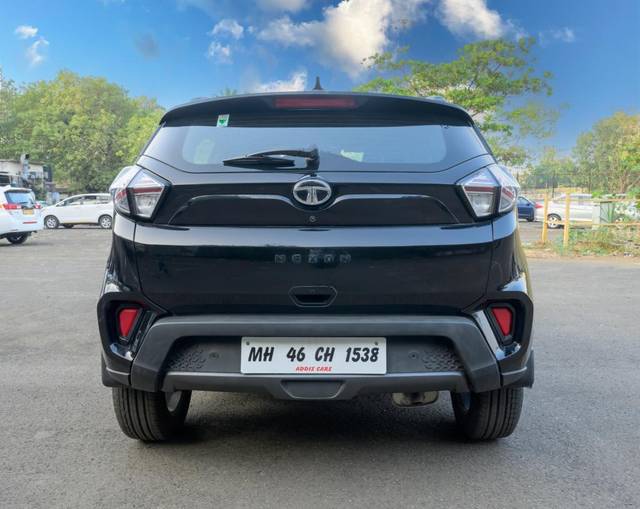 https://images10.gaadi.com/usedcar_image/3686186/original/processed_img2920950__usedcar_img_20231201_wa0006_2920950_1701412998.jpg?imwidth=6402