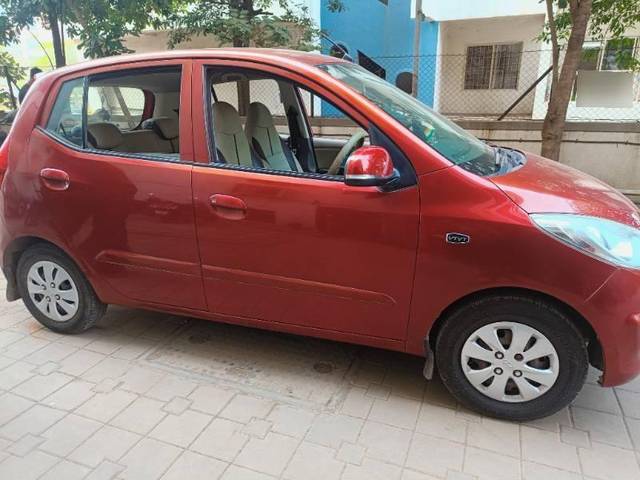 https://images10.gaadi.com/usedcar_image/3686222/original/processed_6217fe7d-0a59-4f0b-a2ac-81f761bd47c6.jpg?imwidth=6401