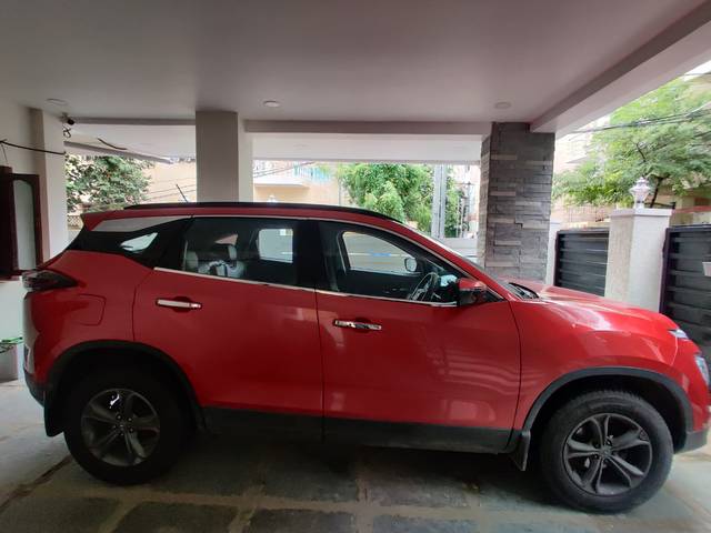 https://images10.gaadi.com/usedcar_image/3686227/original/img2920975__usedcar_04_2161700808699_1700808713.jpg?imwidth=6400