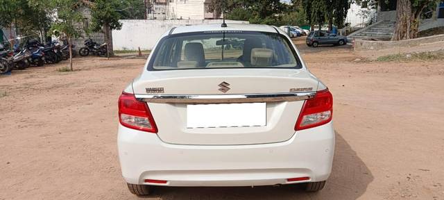 https://images10.gaadi.com/usedcar_image/3686230/original/processed_img2920977__usedcar_02_2161700808806_1700808816.jpg?imwidth=6402