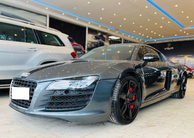 https://images10.gaadi.com/usedcar_image/3686286/original/processed_img2921012__used_car_2921012_1700810798.jpg?imwidth=6400