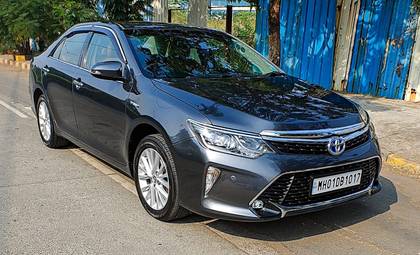 Toyota Camry 2.5 Hybrid BSVI Toyota Camry 2.5 Hybrid BSVI