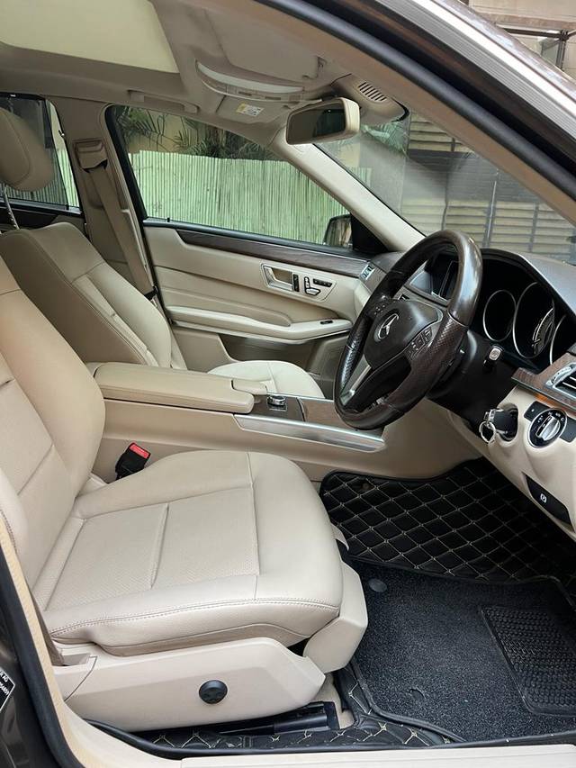 https://images10.gaadi.com/usedcar_image/3686341/original/img2921049__used_car_2921049_1700812596.jpg?imwidth=6402