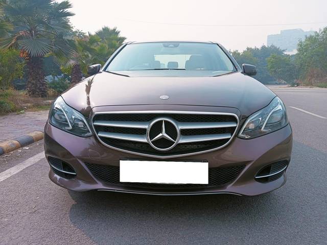 https://images10.gaadi.com/usedcar_image/3686341/original/processed_img2921049__used_car_2921049_1702285408.jpg?imwidth=6400
